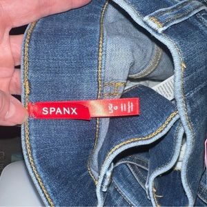 SPANX Seamed Front, Wide Leg Jeans. Indigo  Size L